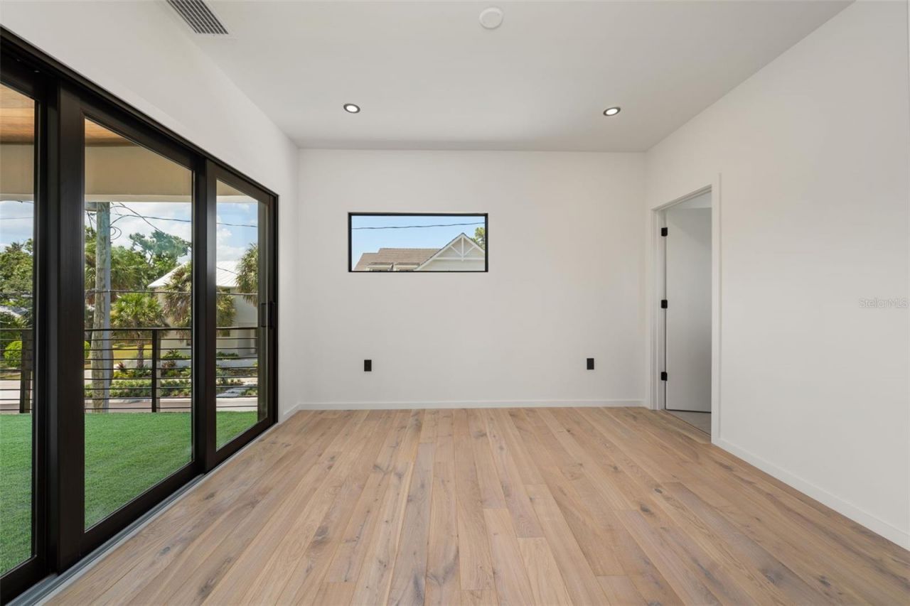 1681 Oak Street, Sarasota, FL 34236 Photo