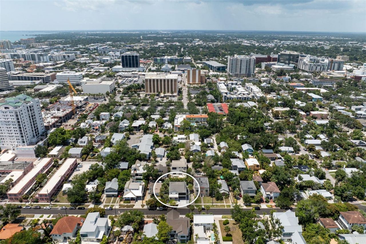 1681 Oak Street, Sarasota, FL 34236 Photo