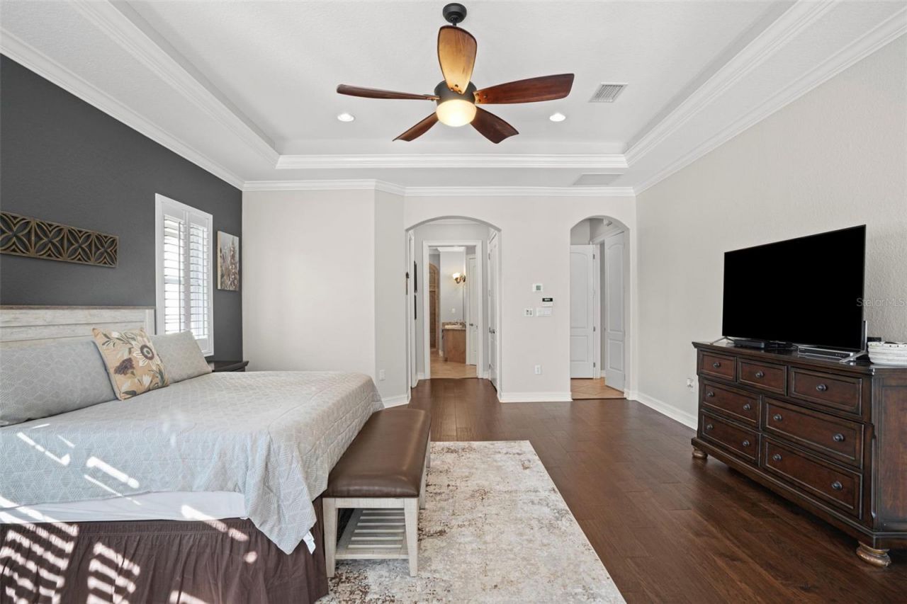 11518 Hammock Oaks Court , Lithia, FL 33547 Photo