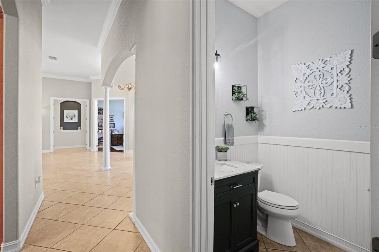 11518 Hammock Oaks Court , Lithia, FL 33547 Photo