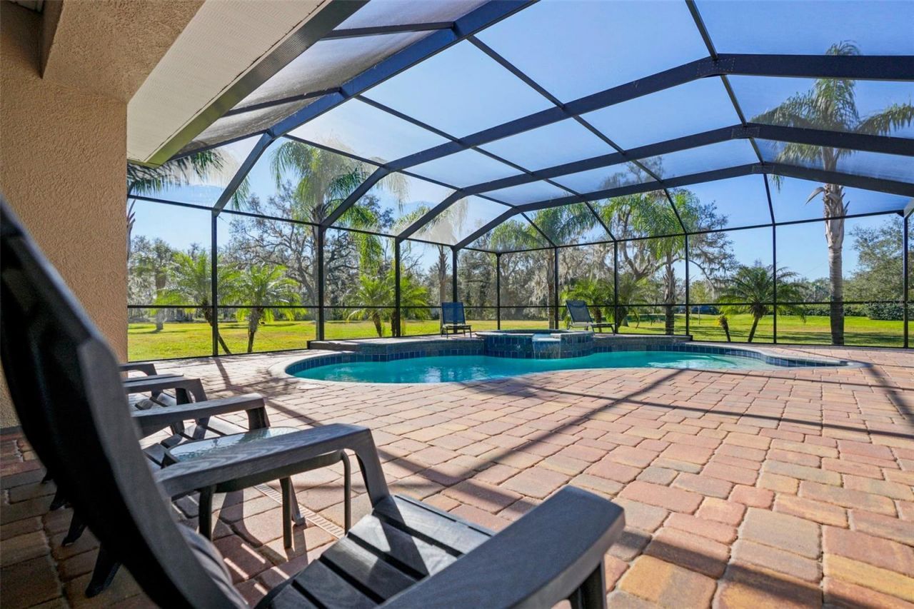 11518 Hammock Oaks Court , Lithia, FL 33547 Photo