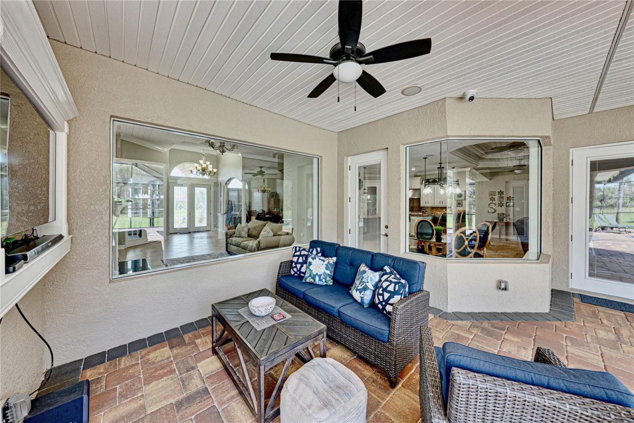 11518 Hammock Oaks Court , Lithia, FL 33547 Photo