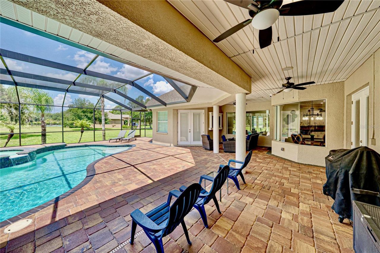 11518 Hammock Oaks Court , Lithia, FL 33547 Photo