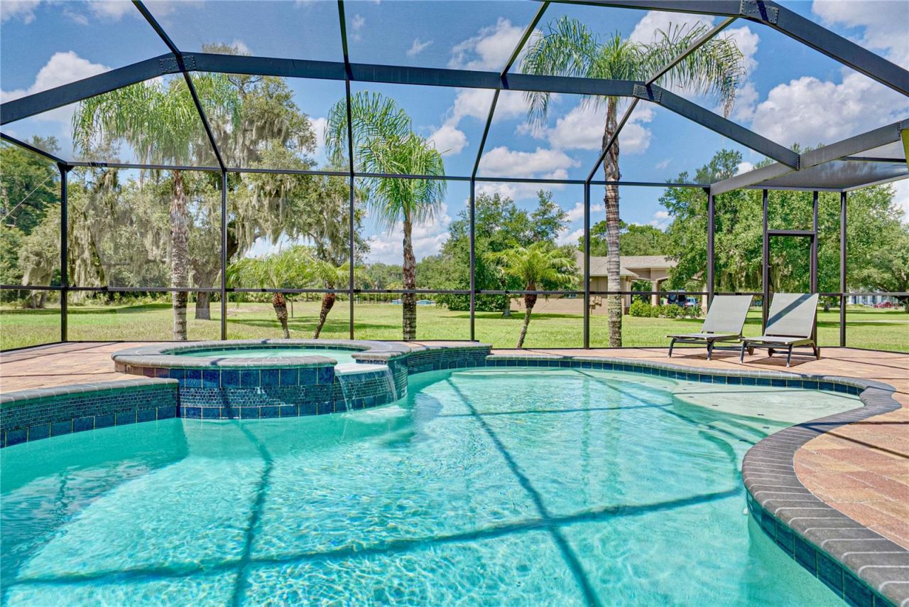 11518 Hammock Oaks Court , Lithia, FL 33547 Photo
