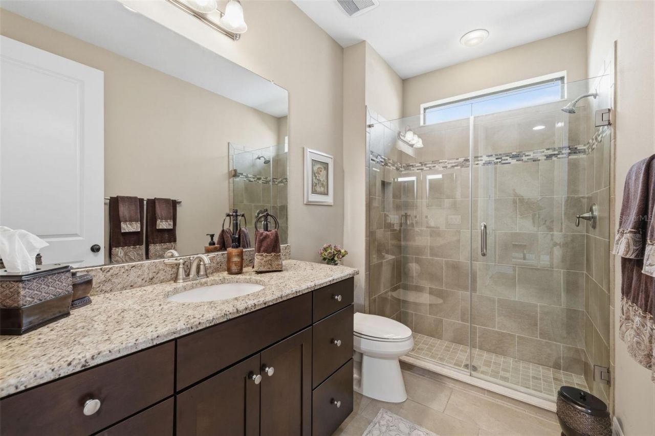 14231 Avon Farms Drive, Tampa, FL 33618 Photo
