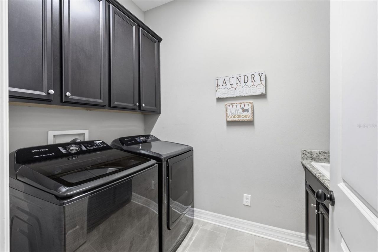 14231 Avon Farms Drive, Tampa, FL 33618 Photo