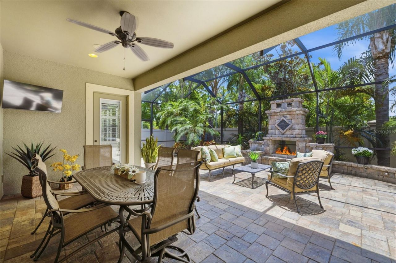 14231 Avon Farms Drive, Tampa, FL 33618 Photo