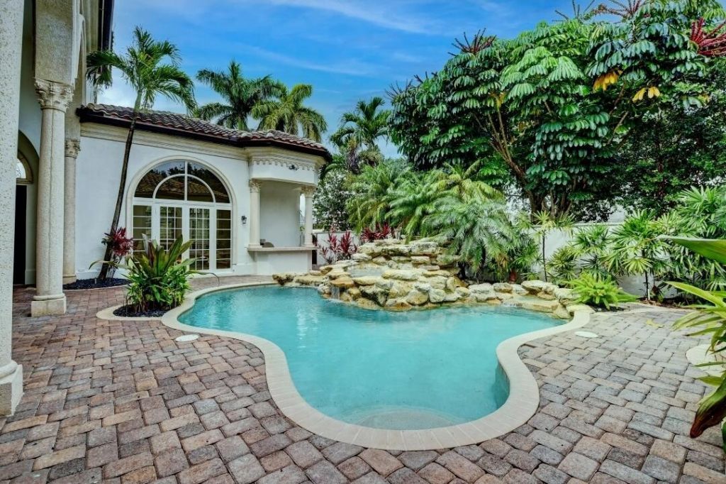7635 Mandarin Drive, Boca Raton, FL 33433 Photo
