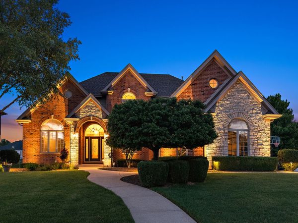 19961 Golden Oak Lane , Mokena, IL 60448