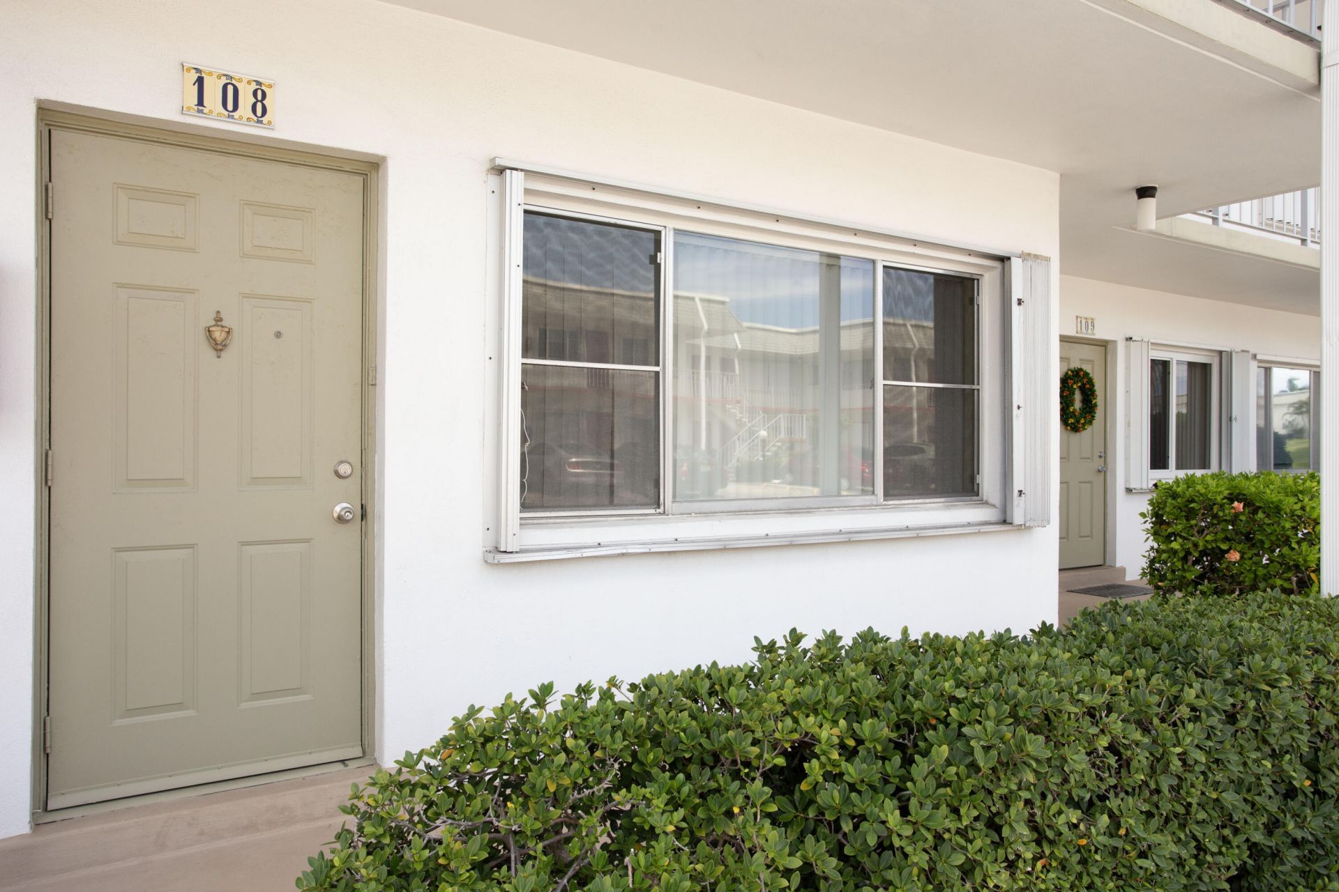 3160 Lake Osborne Drive, Unit 108, Lake Worth Beach, FL 33461 Photo