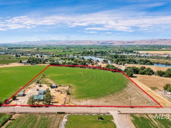 25653 Graphic Ln, Wilder, ID 83676