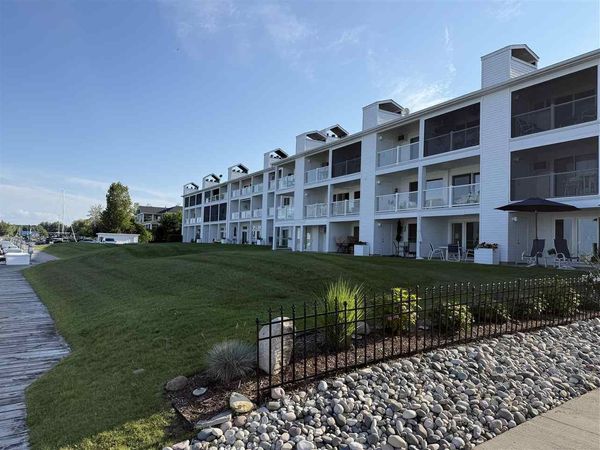 206 Ferry Avenue, Unit 30, Charlevoix, MI 49720