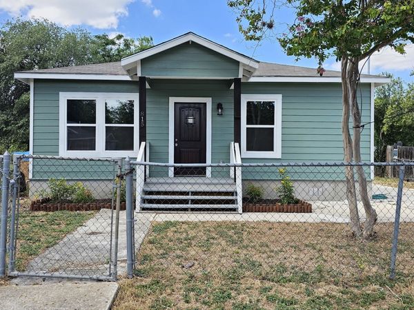 815 WAVERLY AVE, San Antonio, TX 78201