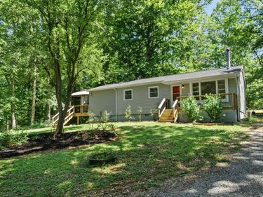 2257 COLUMBIA RD, Zion Crossroads, VA 22942