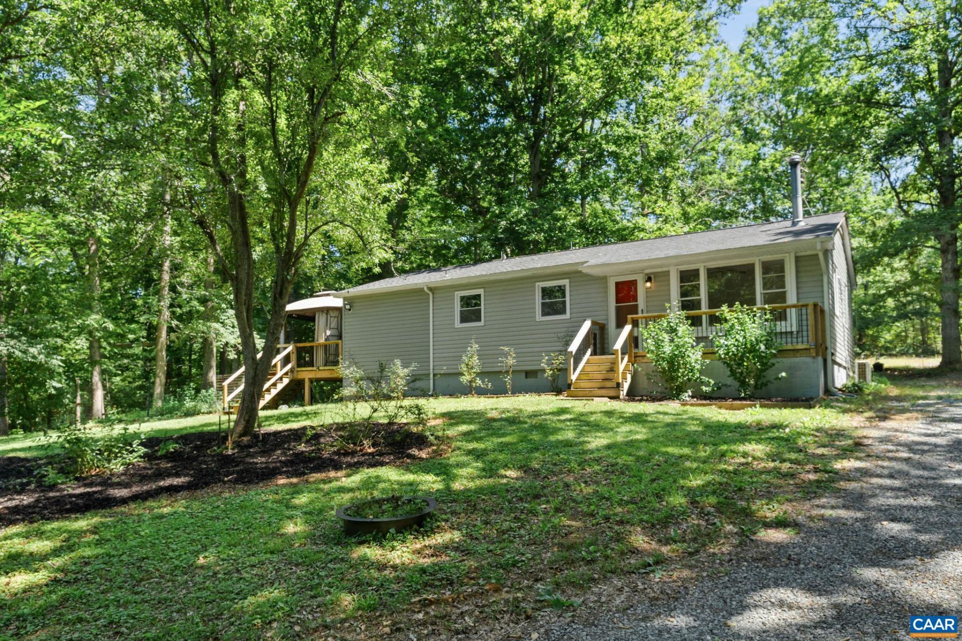 2257 Columbia Rd, Zion Crossroads, VA 22942 Main Photo