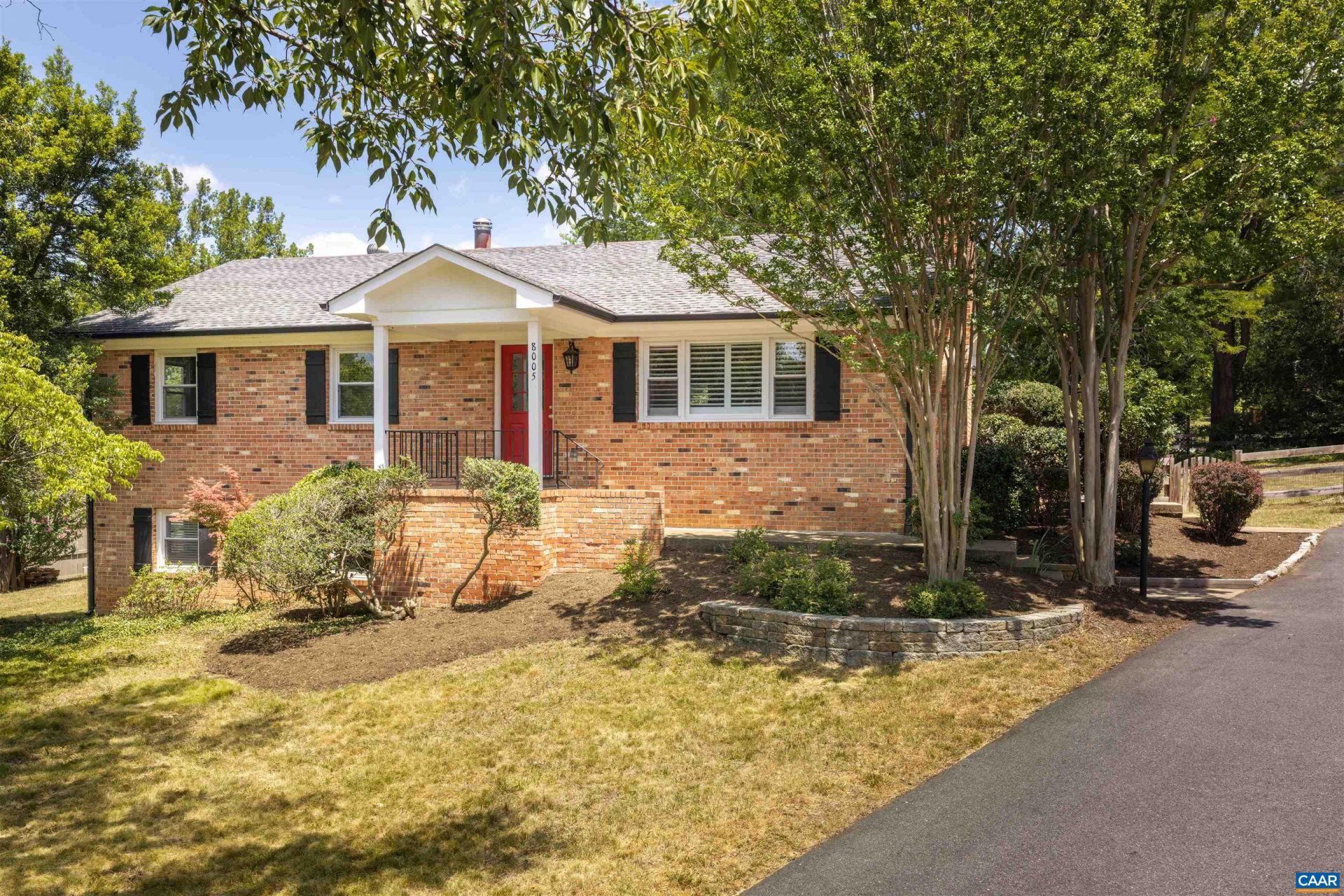 8005 Washington Ct , Charlottesville, VA 22911 Main Photo