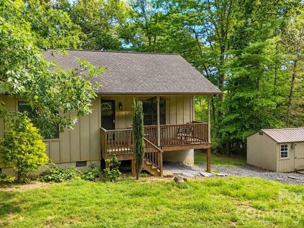 120 Barefoot Ridge Drive , Marion, NC 28752