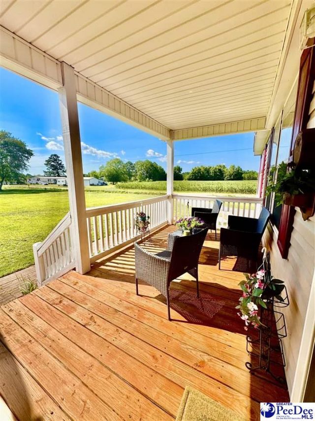 3360 Deerfoot Rd Photo 4