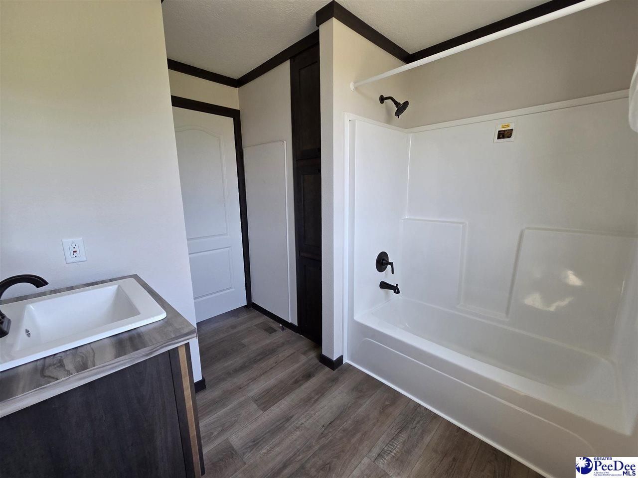 2530 Bridle Path Ln Photo 27