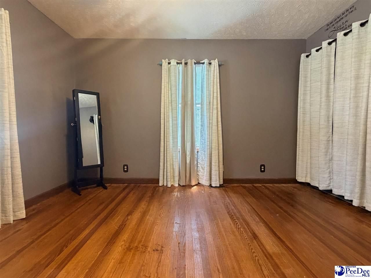 113 Zelle Street Photo 13