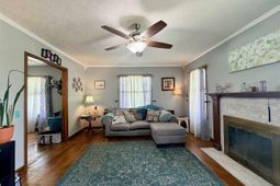 113 Zelle Street photo 4