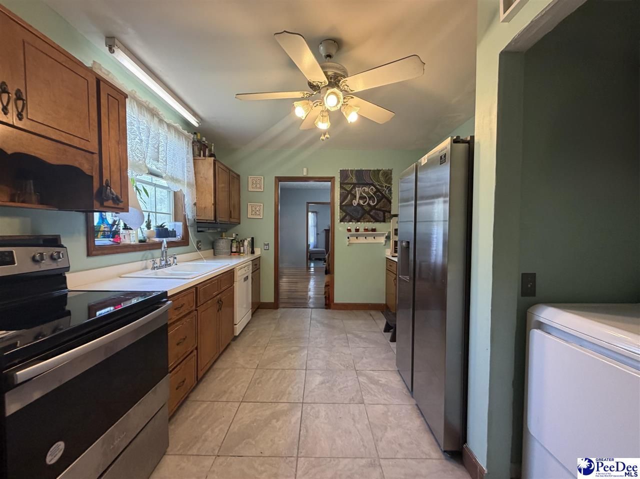 113 Zelle Street Photo 9
