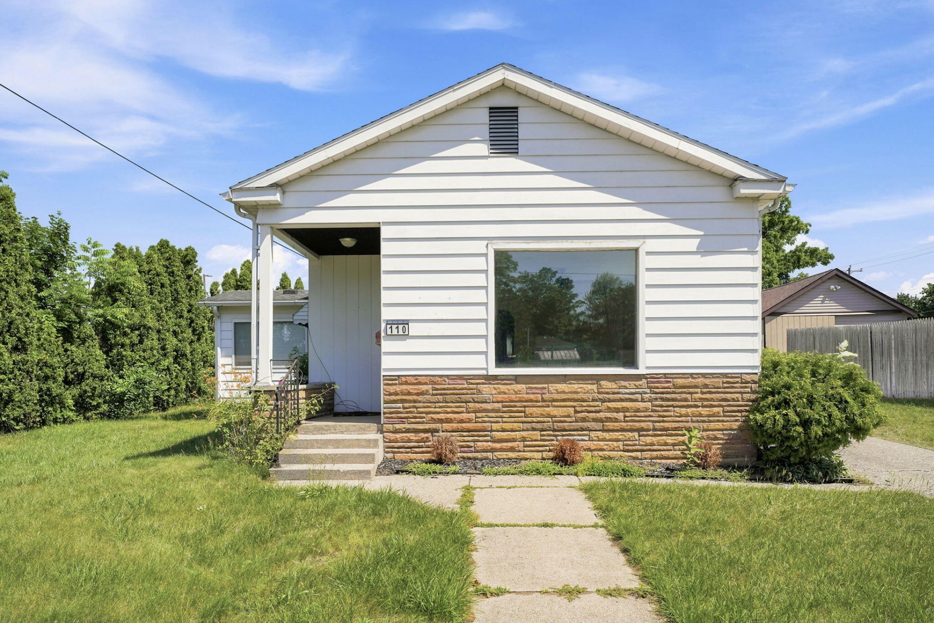 110 E Summit Street, Greenville, MI 48838 Main Photo