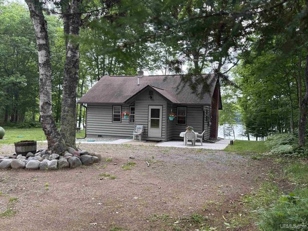 2054 W Moon Lake Road, Watersmeet Twp, MI 49969