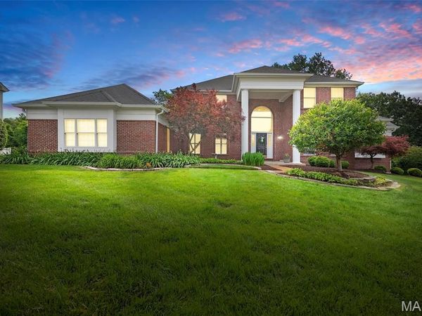 336 Pine Bend Drive, Wildwood, MO 63005