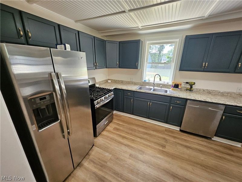 753 W River Road N, Elyria, OH 44035 Photo 5