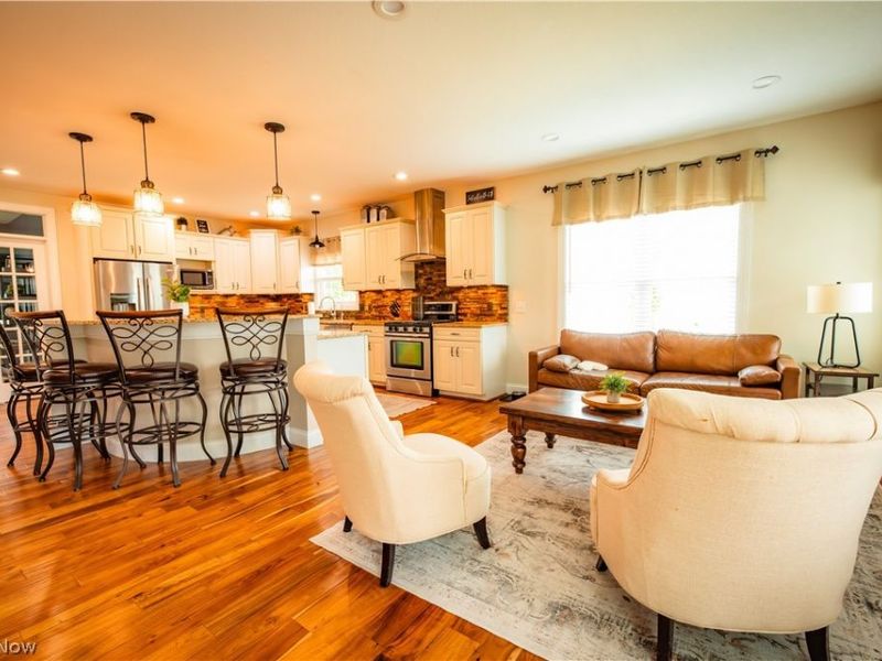 3318 Hampton Hall, Poland, OH 44514 Photo 9