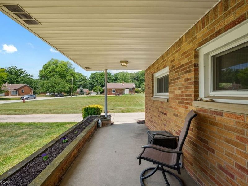 2075 Heatherlane Drive, Broadview Heights, OH 44147 Photo 12