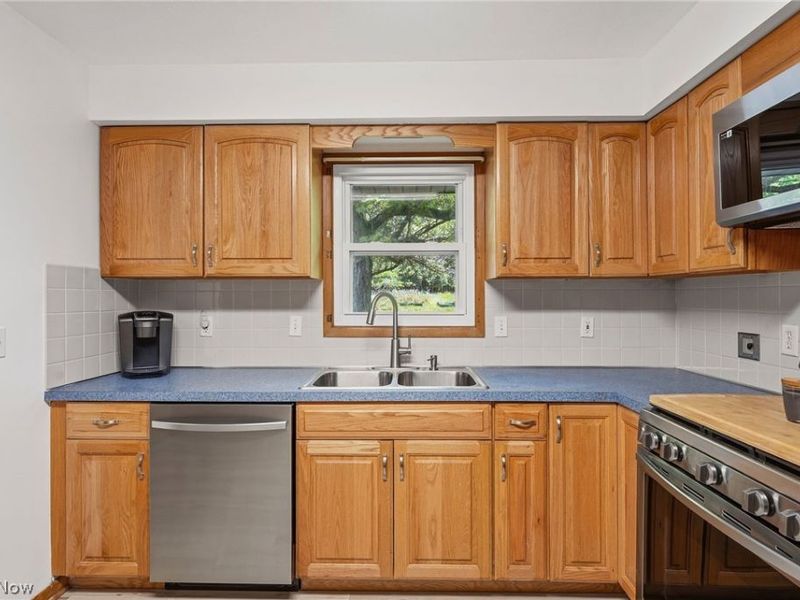 2075 Heatherlane Drive, Broadview Heights, OH 44147 Photo 20