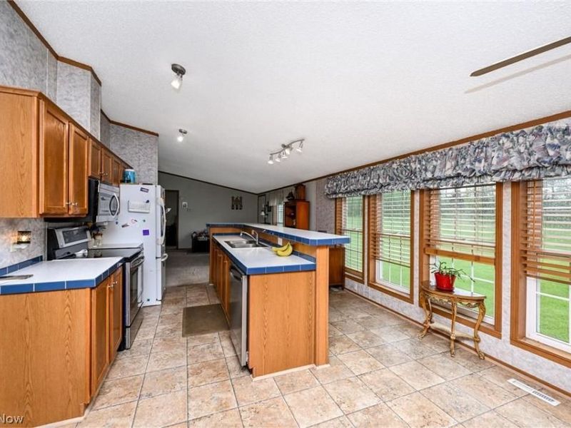 576 Twp Rd 462, Sullivan, OH 44880 Photo 10