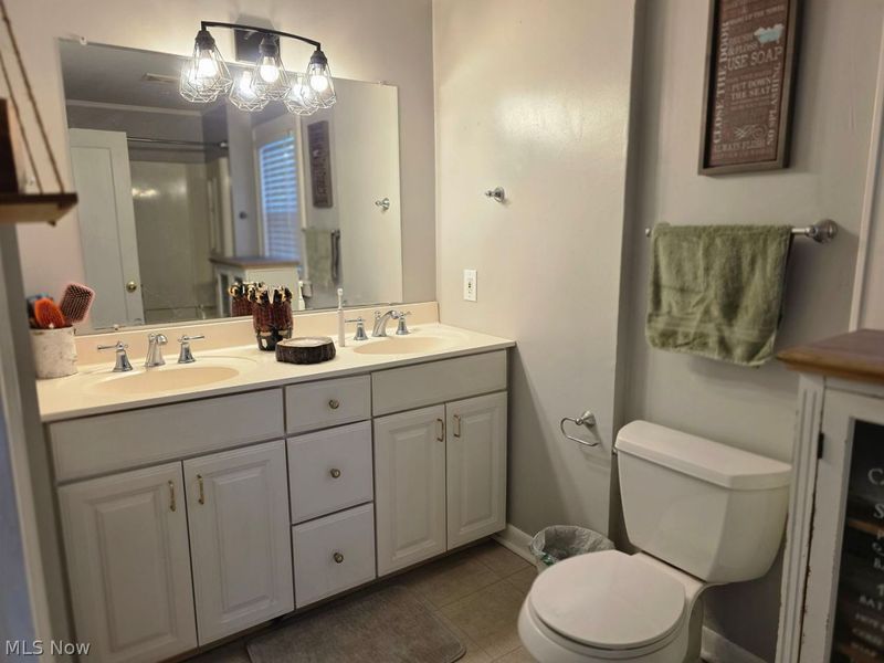 222 NW Raff Road NW, Canton, OH 44708 Photo 8