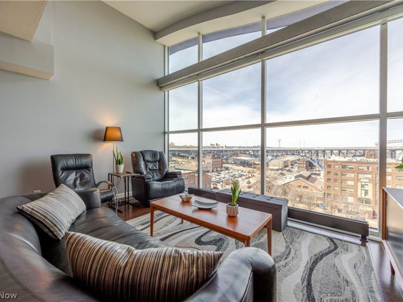 1237 Washington Avenue, Unit 1211, Cleveland, OH 44113 Photo 4