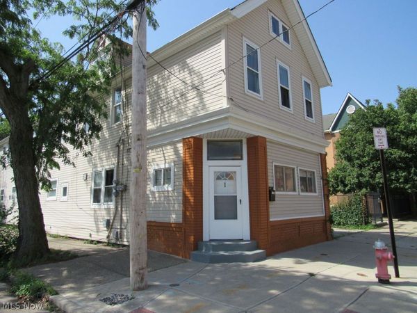 6128 Lausche Avenue, Cleveland, OH 44103