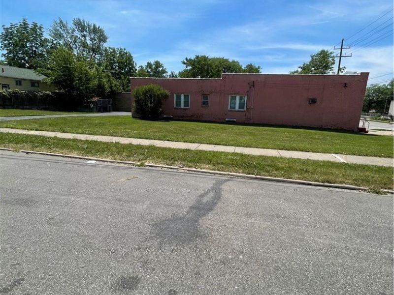 4567 Lee Road, Cleveland, OH 44128 Photo 5