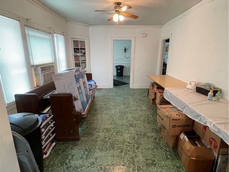 4567 Lee Road, Cleveland, OH 44128 Photo 6