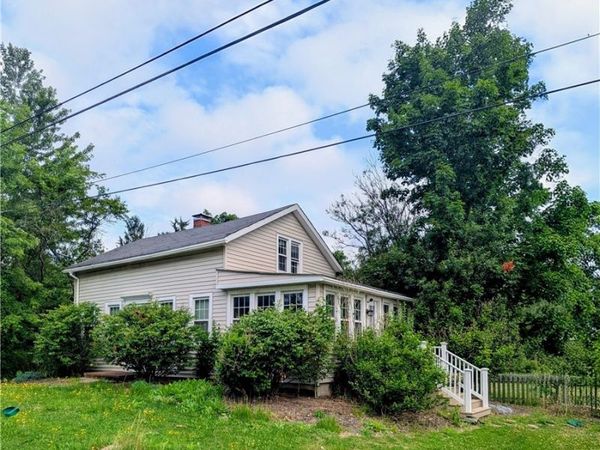 14524 Mayfield Road , Huntsburg, OH 44046