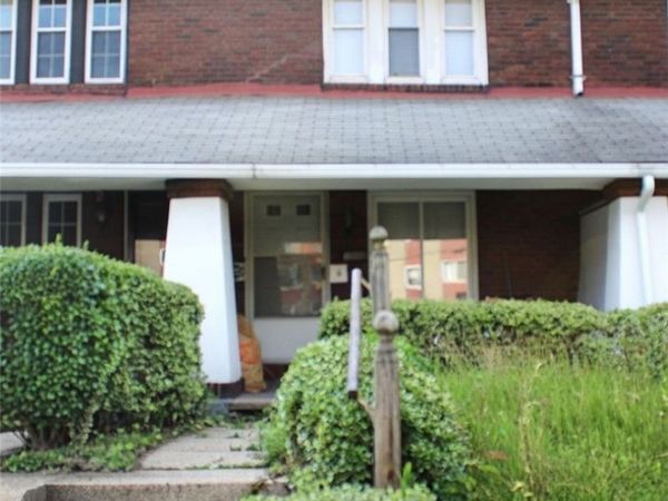 5935 Alder St, Pittsburgh, PA 15232