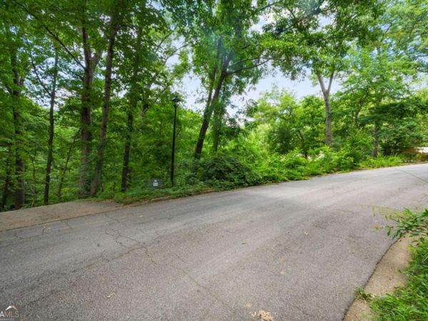 6804 Brookwood Court, Douglasville, GA 30135