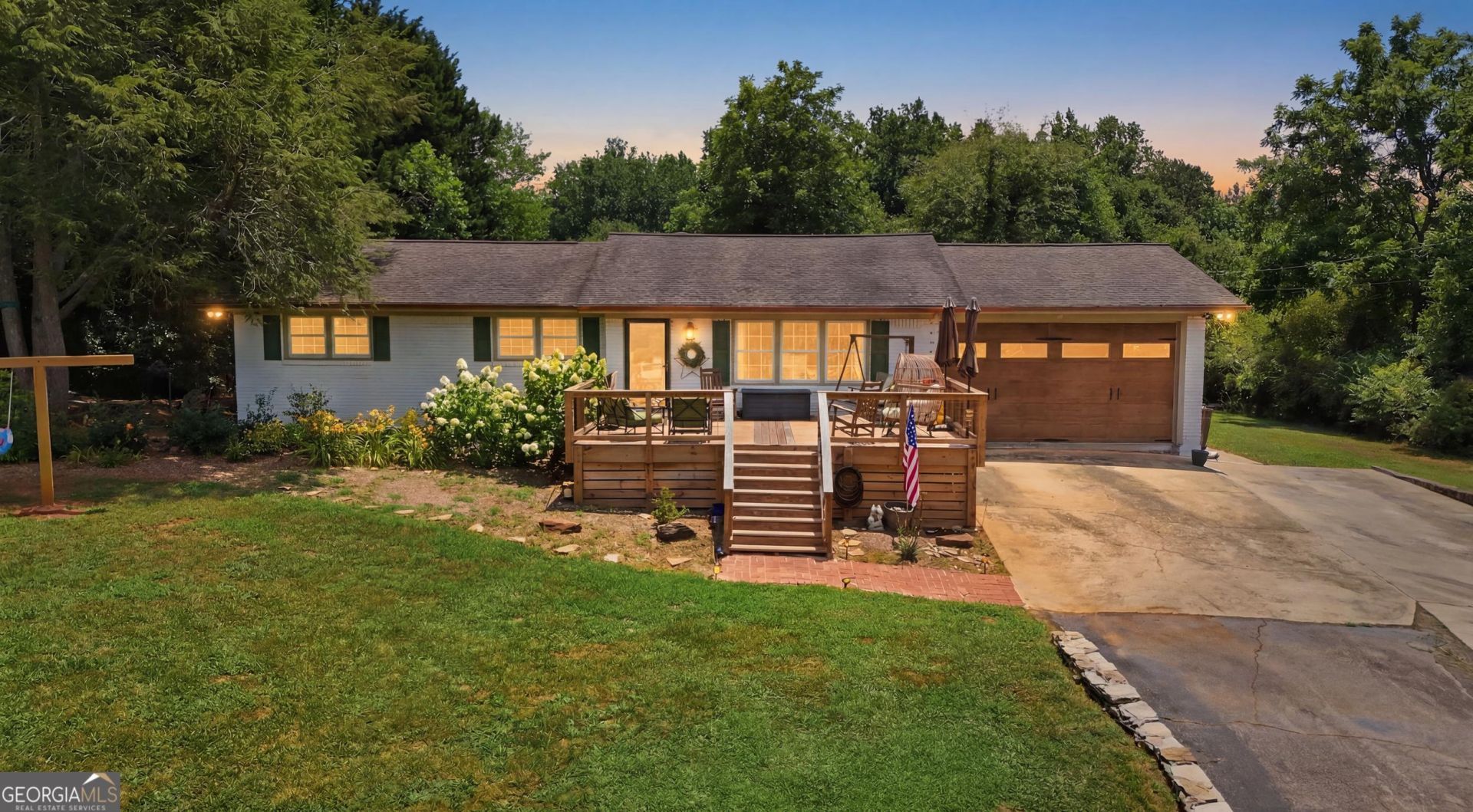 125 Windsor Drive, Cornelia, GA 30531 Main Photo