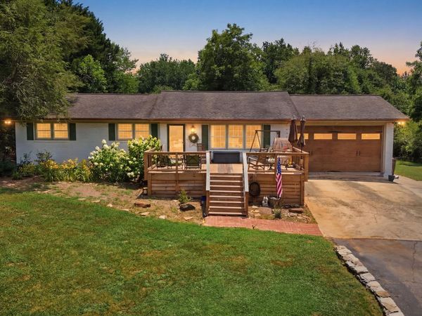 125 Windsor Drive, Cornelia, GA 30531
