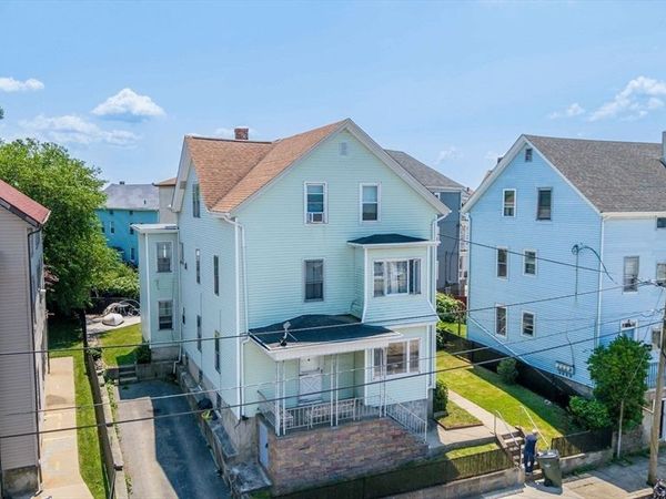 58 Tuttle St, Fall River, MA 02724
