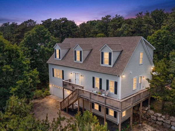 8 Leeward Passage, Truro, MA 02666