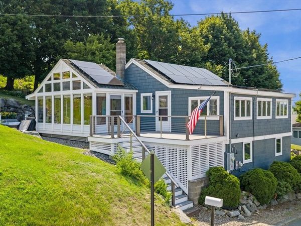 21 North Ridge Rd, Ipswich, MA 01938