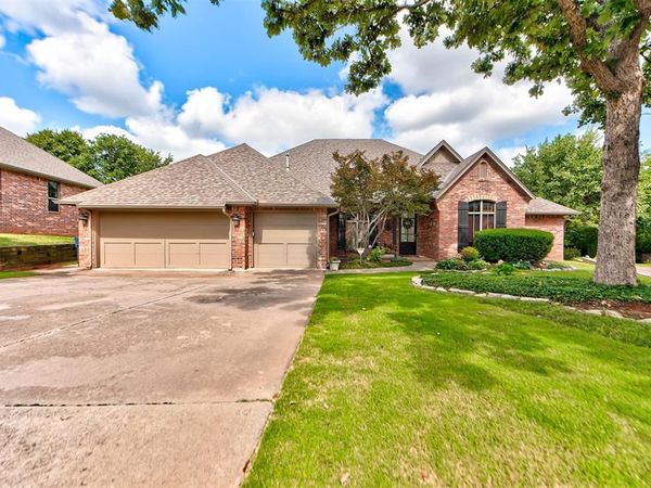 14409 Oxford Drive, Edmond, OK 73013
