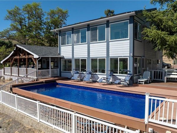 9065 Elizabeth Lake Rd, Leona Valley, CA 93551