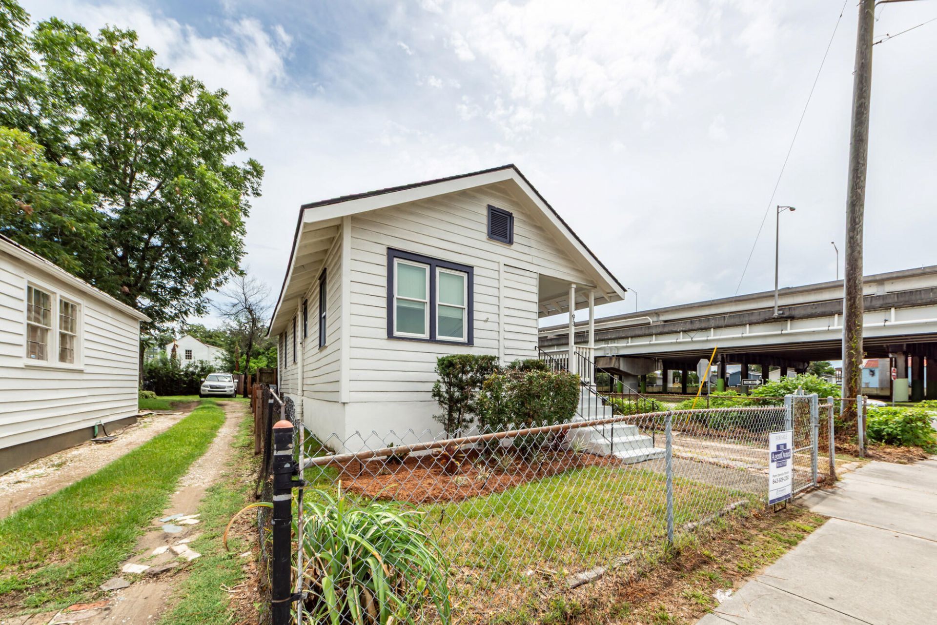 93 Romney Street Photo 16